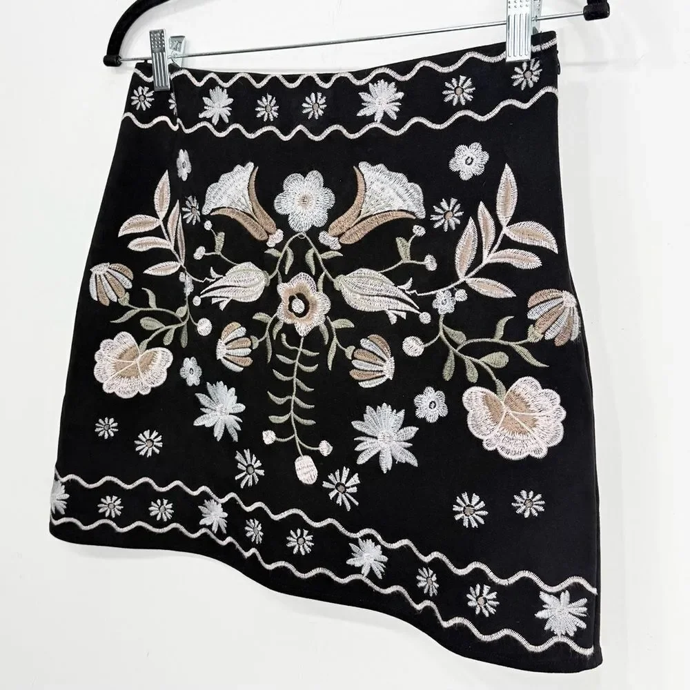 Mi Ami Embroidered Scandinavian Nordic Floral Black Mini Skirt